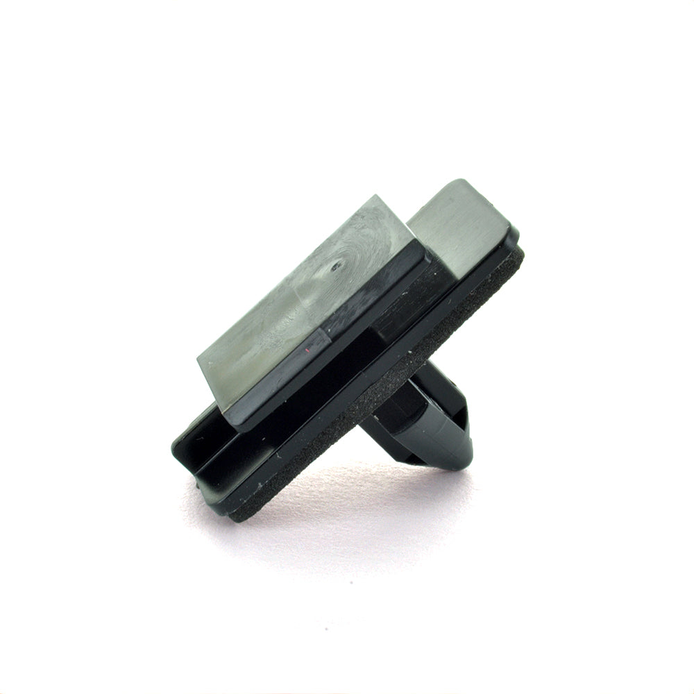 Rocker Molding Retainer With Sealer - Chrysler 300 & Dodge Charger `15+