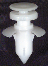 Lower Door Panel Retainer Town Car 99+